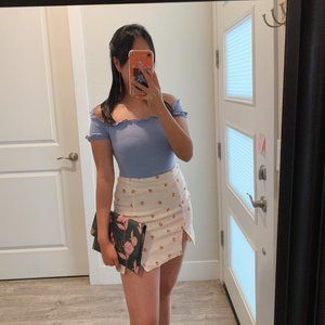 Pale pink, floral mini skirt